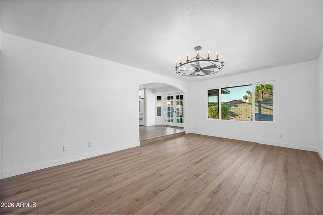 5738 W Greenbriar Drive, Glendale, AZ 85308