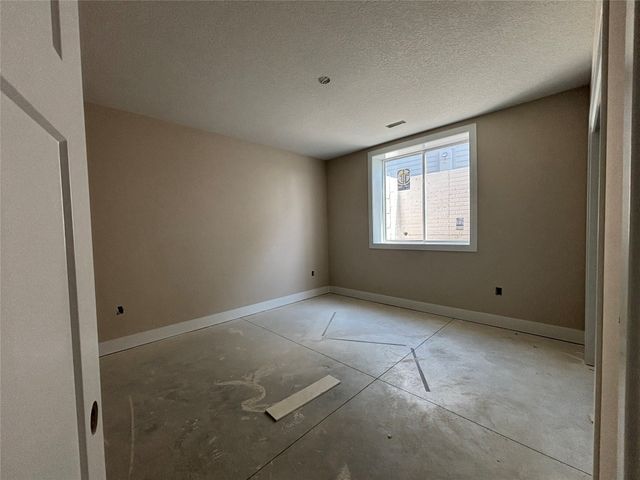 380 NW Ryder Drive, Waukee, IA 50263