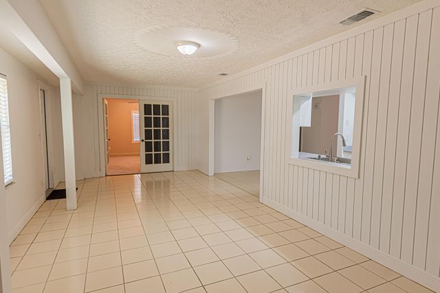 1148 SE Puritan Lane, Port St. Lucie, Port St Lucie, FL 34983