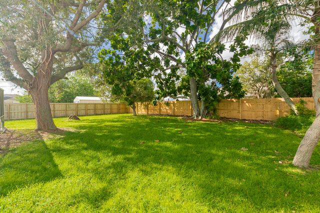 1148 SE Puritan Lane, Port St. Lucie, Port St Lucie, FL 34983