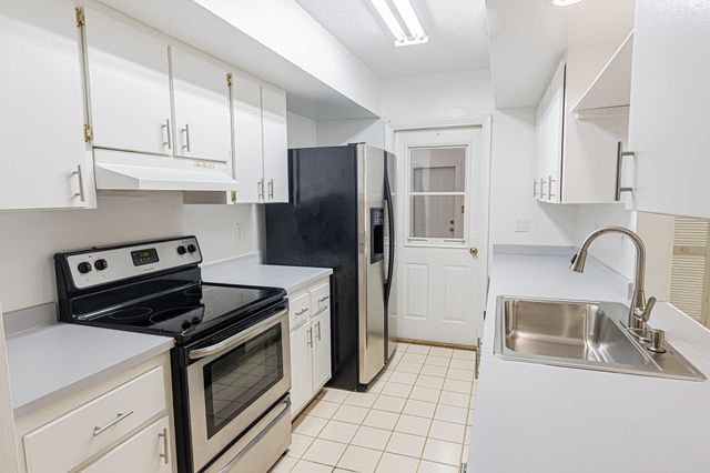 1148 SE Puritan Lane, Port St. Lucie, Port St Lucie, FL 34983