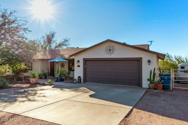 164 S SIXSHOOTER Road, Apache Junction, AZ 85119