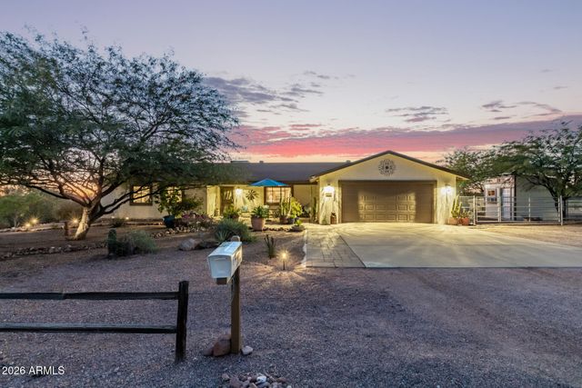 164 S SIXSHOOTER Road, Apache Junction, AZ 85119