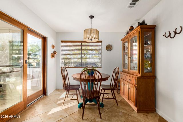 164 S SIXSHOOTER Road, Apache Junction, AZ 85119