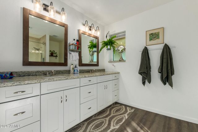 164 S SIXSHOOTER Road, Apache Junction, AZ 85119