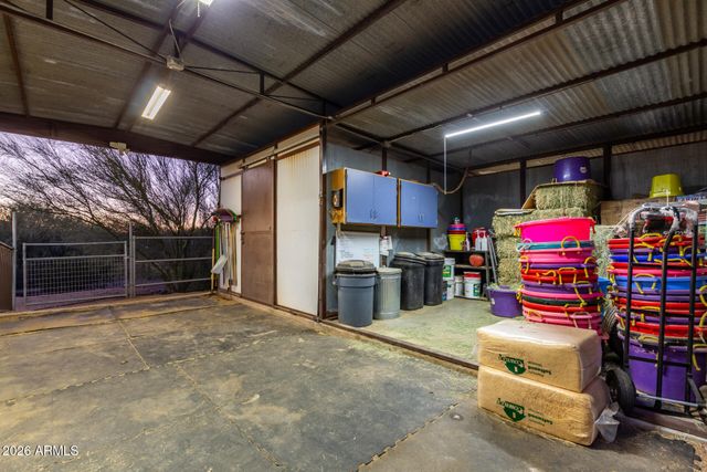 164 S SIXSHOOTER Road, Apache Junction, AZ 85119