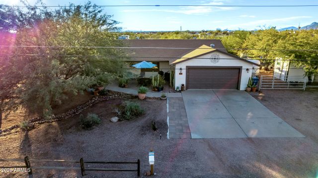 164 S SIXSHOOTER Road, Apache Junction, AZ 85119
