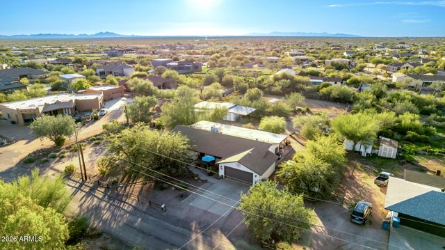 164 S SIXSHOOTER Road, Apache Junction, AZ 85119