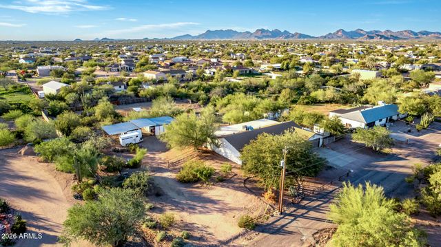 164 S SIXSHOOTER Road, Apache Junction, AZ 85119
