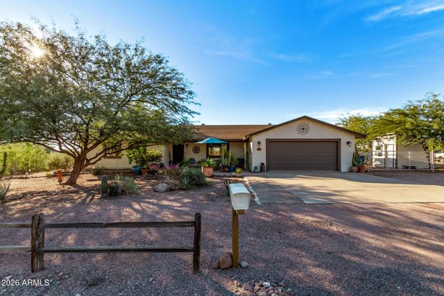 164 S SIXSHOOTER Road, Apache Junction, AZ 85119