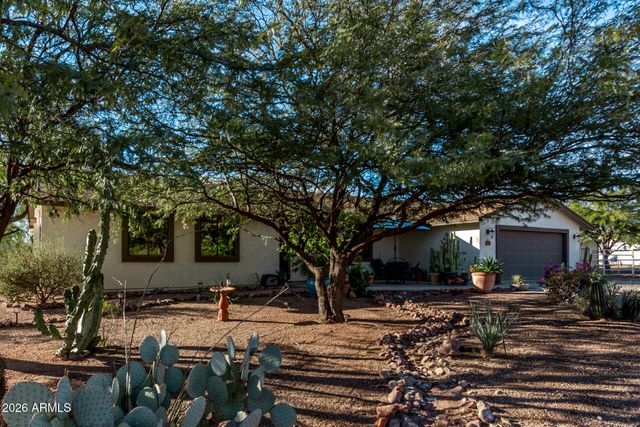 164 S SIXSHOOTER Road, Apache Junction, AZ 85119