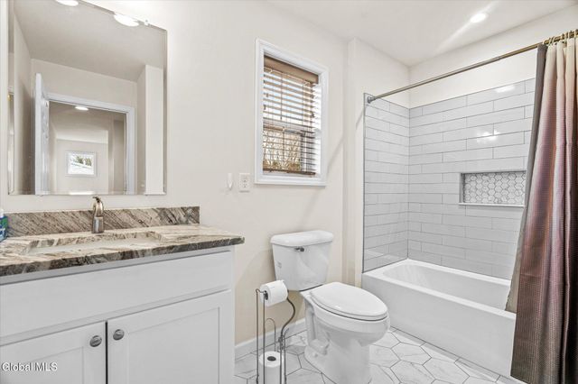 44 Arbor Drive, Glens Falls, NY 12801