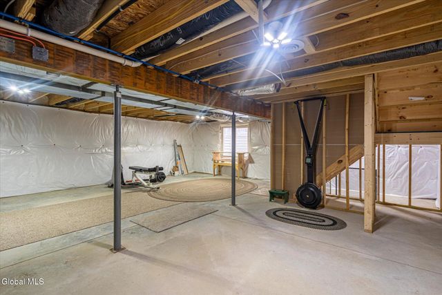 44 Arbor Drive, Glens Falls, NY 12801