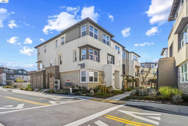 1045 Spiedini Ter, San Ramon, CA 94583