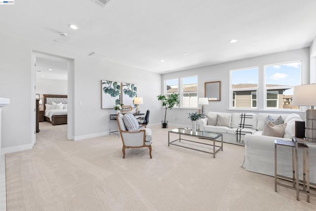 1045 Spiedini Ter, San Ramon, CA 94583