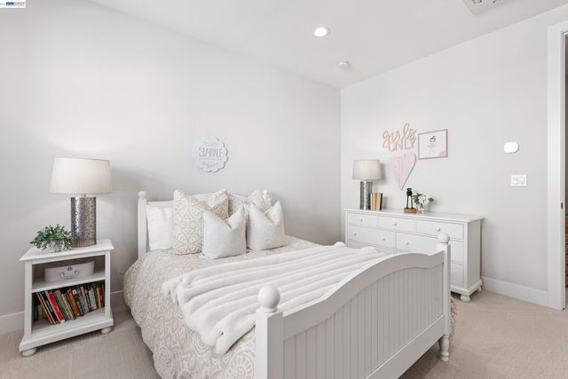 1045 Spiedini Ter, San Ramon, CA 94583