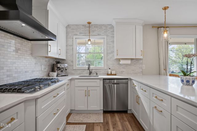 1101 Seabrook Avenue, Cary, NC 27511