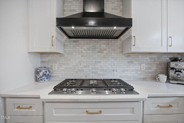 1101 Seabrook Avenue, Cary, NC 27511