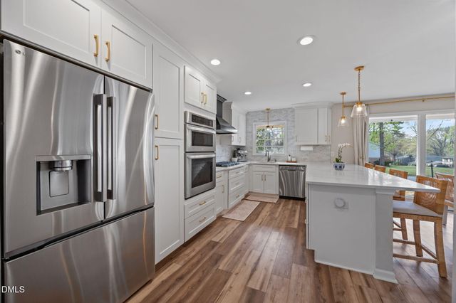 1101 Seabrook Avenue, Cary, NC 27511