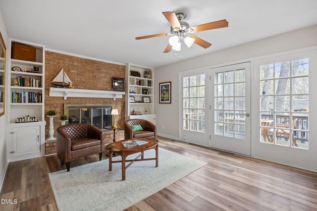 1101 Seabrook Avenue, Cary, NC 27511