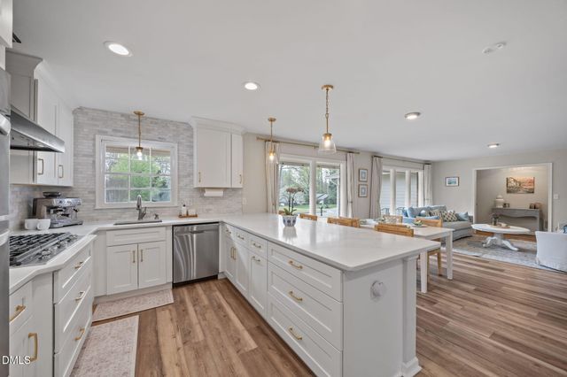 1101 Seabrook Avenue, Cary, NC 27511