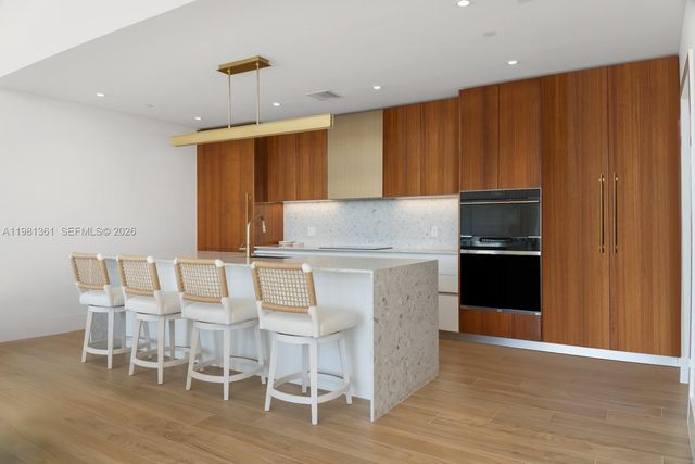 2678 Tigertail Ave 802, Coconut Grove, FL 33133