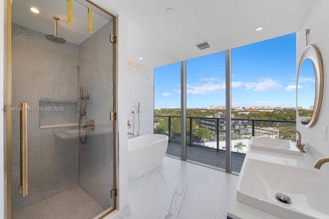 2678 Tigertail Ave 802, Coconut Grove, FL 33133