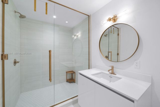 2678 Tigertail Ave 802, Coconut Grove, FL 33133