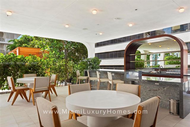 2678 Tigertail Ave 802, Coconut Grove, FL 33133