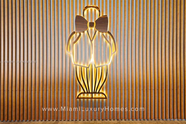 2678 Tigertail Ave 802, Coconut Grove, FL 33133