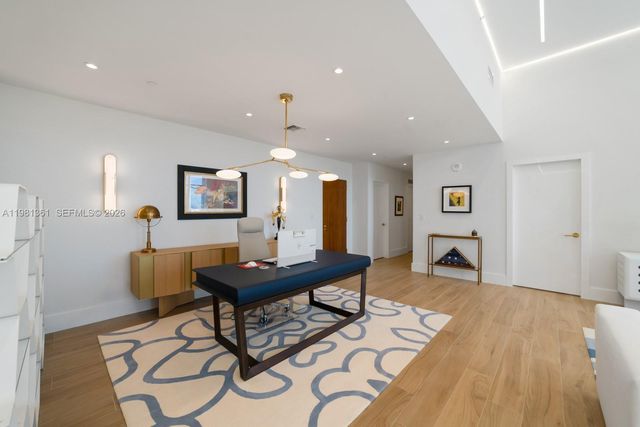 2678 Tigertail Ave 802, Coconut Grove, FL 33133