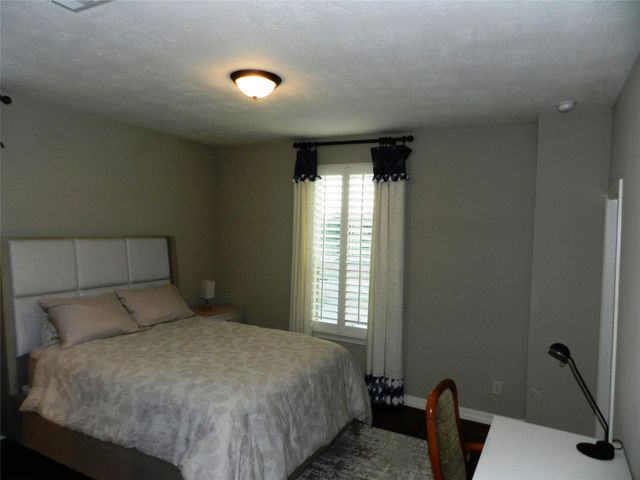 4419 Montcliff Bend Court, Sugar Land, TX 77479