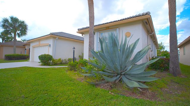 3976 Summer Chase Court, Lake Worth, FL 33467