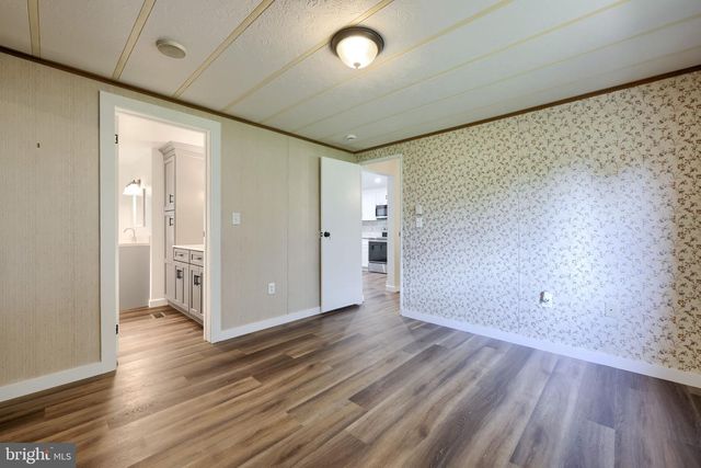 62 W SLOKOM AVE, Christiana, PA 17509