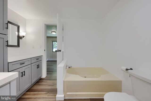 62 W SLOKOM AVE, Christiana, PA 17509