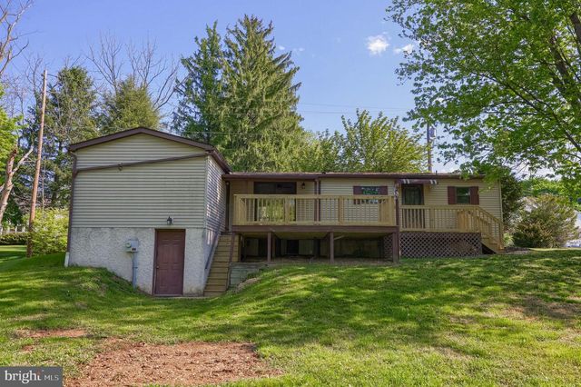 62 W SLOKOM AVE, Christiana, PA 17509