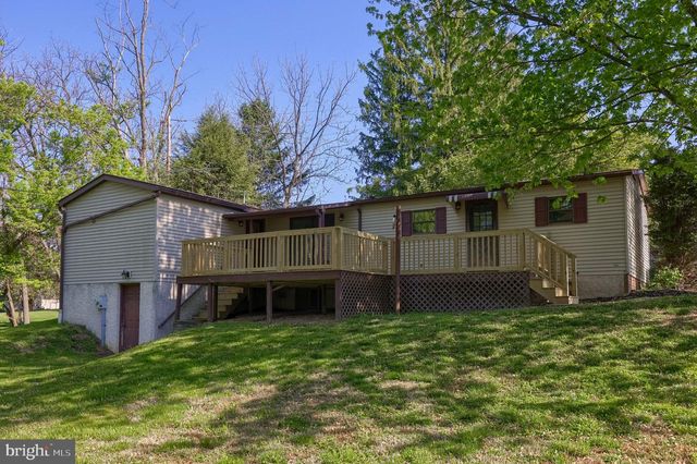 62 W SLOKOM AVE, Christiana, PA 17509