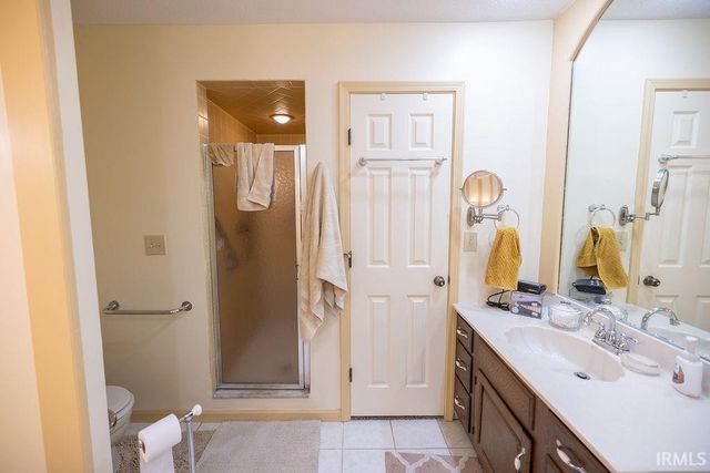 3900 N Vienna Woods Drive, Muncie, IN 47304