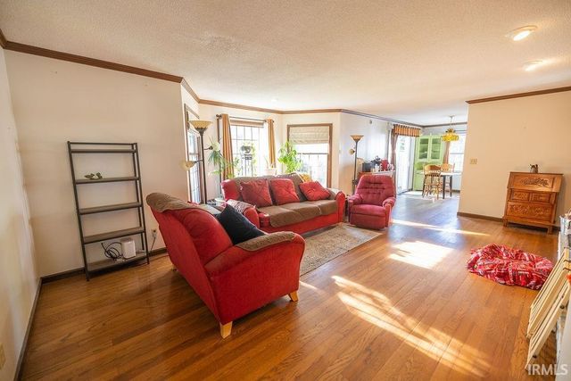 3900 N Vienna Woods Drive, Muncie, IN 47304