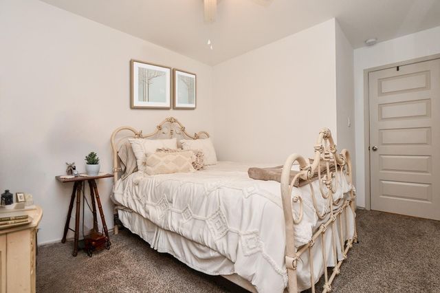 1237 Waterside Trace, Sealy, TX 77474