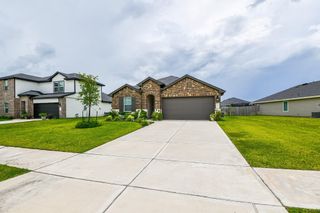 1237 Waterside Trace, Sealy, TX 77474