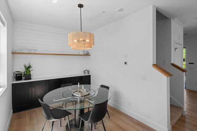1735 3rd Street NE, Minneapolis, MN 55413