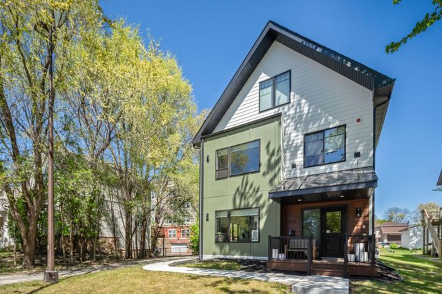 1735 3rd Street NE, Minneapolis, MN 55413