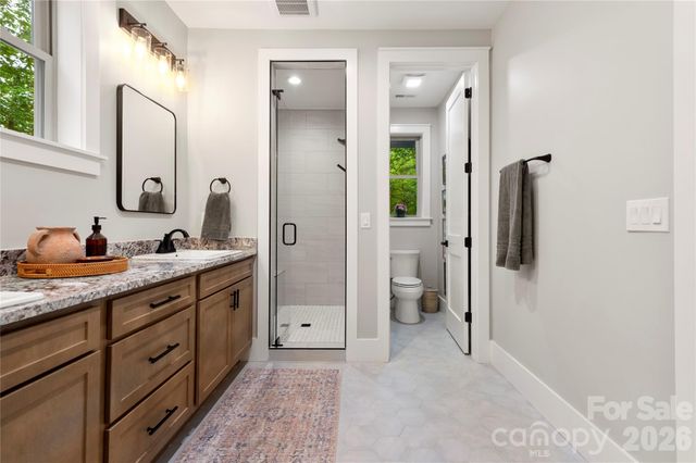 68 Huckleberry Ridge Lane, Zirconia, NC 28790