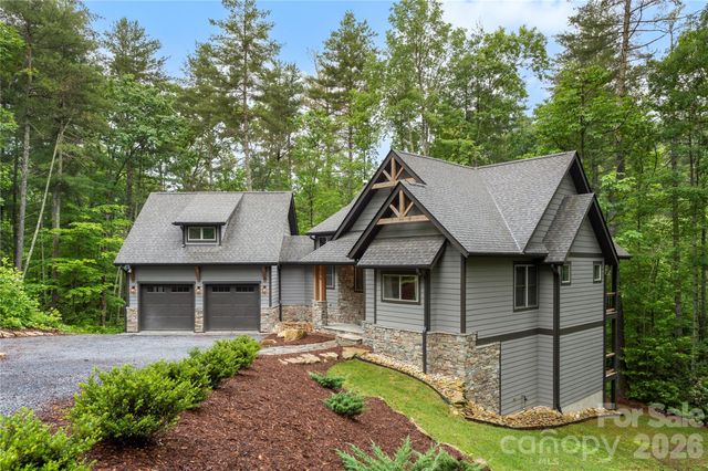 68 Huckleberry Ridge Lane, Zirconia, NC 28790