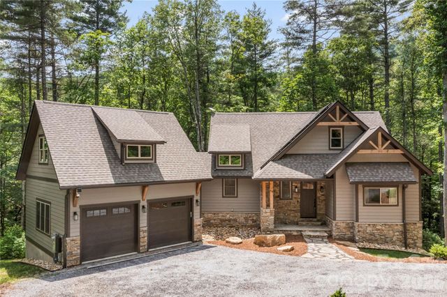 68 Huckleberry Ridge Lane, Zirconia, NC 28790
