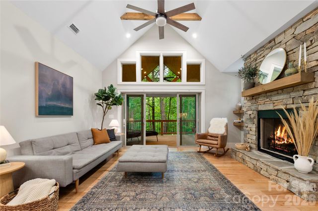 68 Huckleberry Ridge Lane, Zirconia, NC 28790