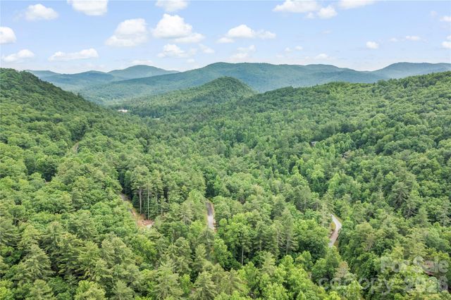 68 Huckleberry Ridge Lane, Zirconia, NC 28790