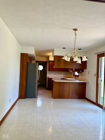 897 N Scott Drive, Greenwood, IN 46142