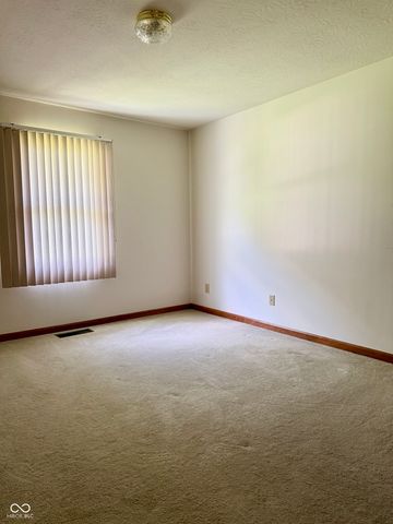 897 N Scott Drive, Greenwood, IN 46142